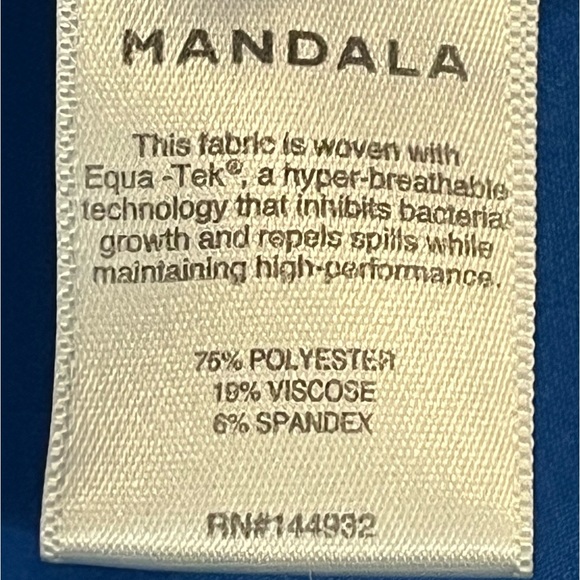 Mandala • Royal Blue 2 Pocket Scrub Top - M - Picture 8 of 9